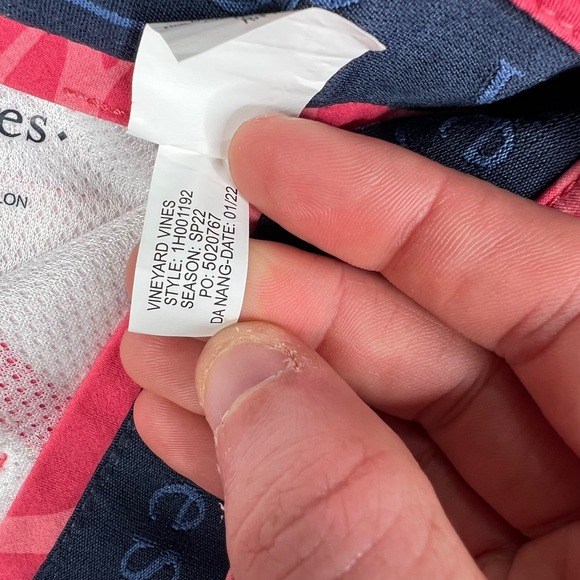 Vineyard Vines Performance Breaker Shorts Mens 32 Pink Bloom Geometric AOP Golf‎ - Picture 9 of 10